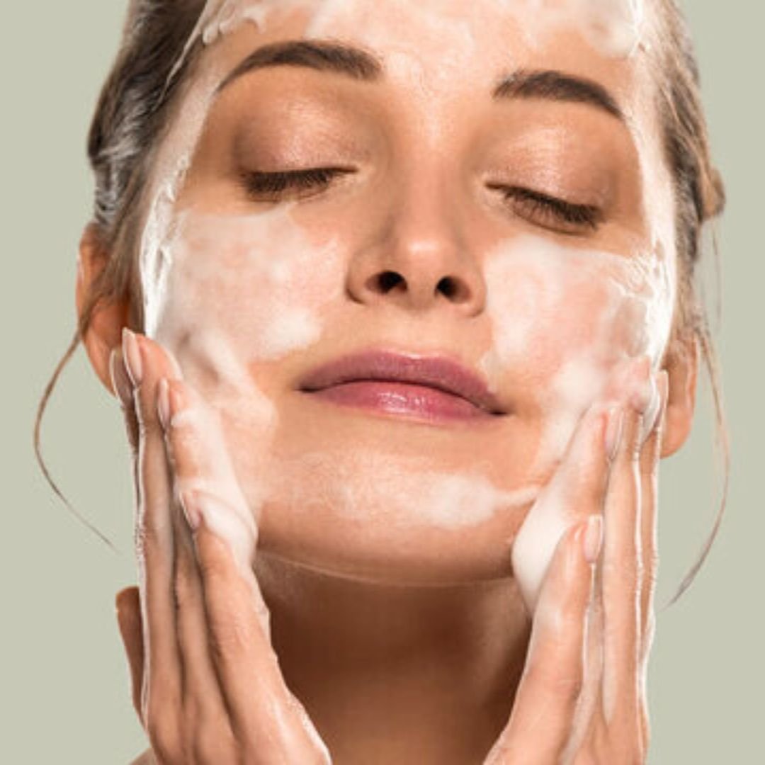 Best Glowing Skincare Tips