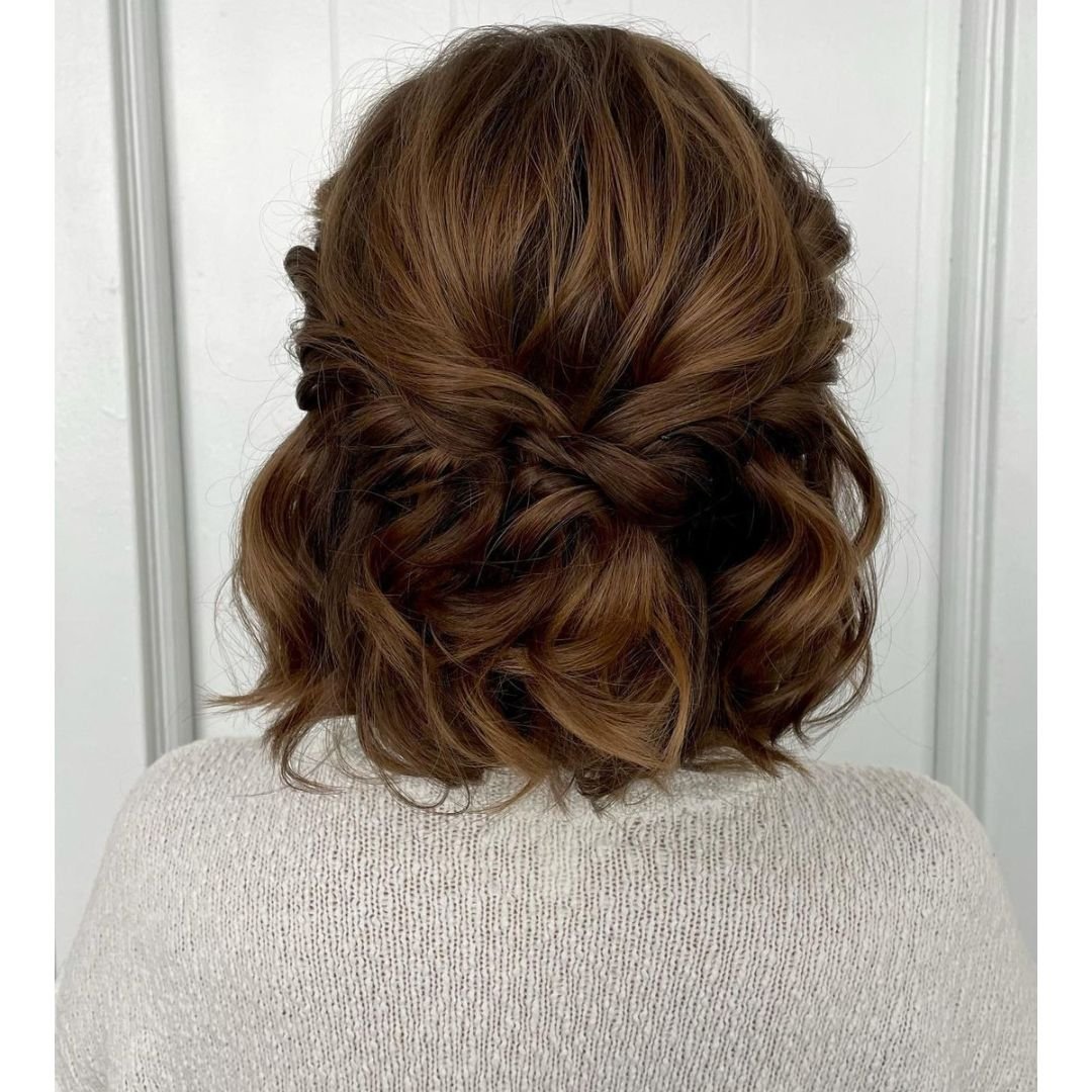 Beautiful Hairstyle Idea For Short Hair
